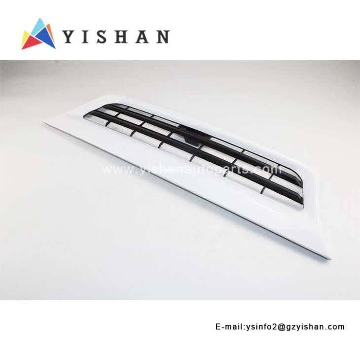 ISUZU Grille